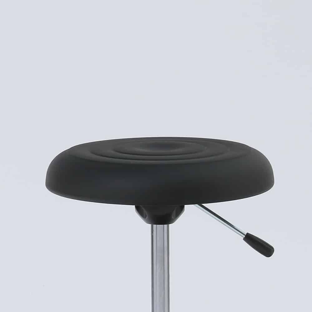 Rollhocker Jimmy, Integralschaum