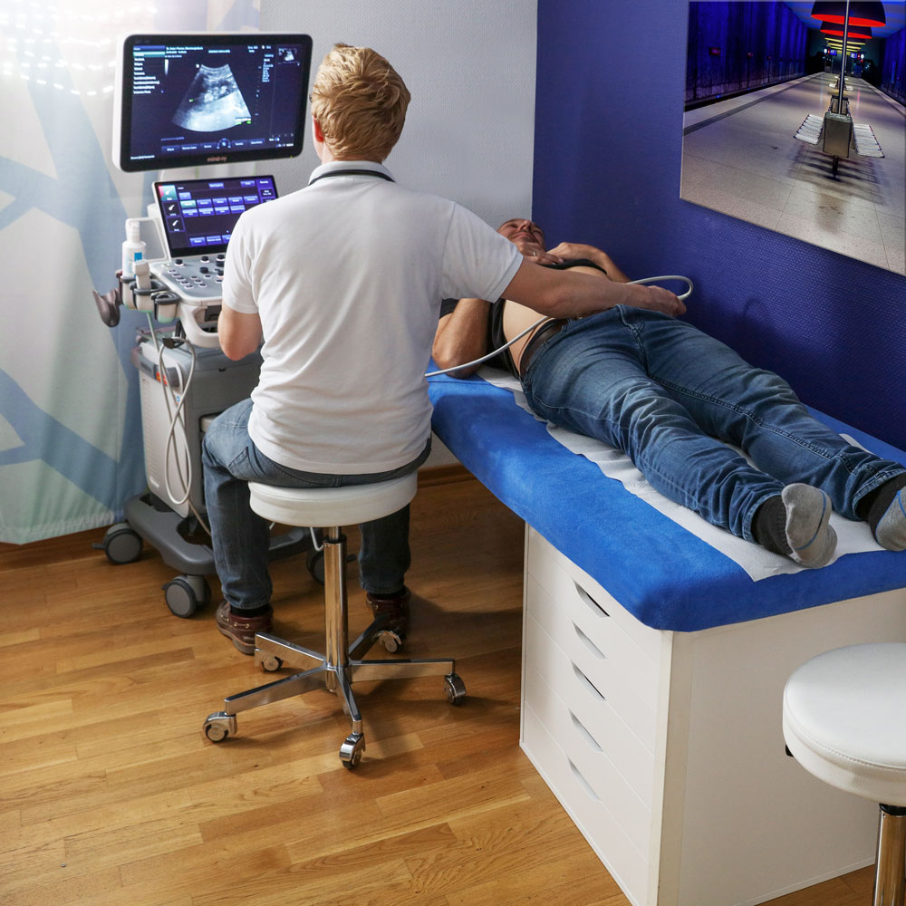 Praxishocker, Laborhocker, Medizin Rollhocker, Rollbursche