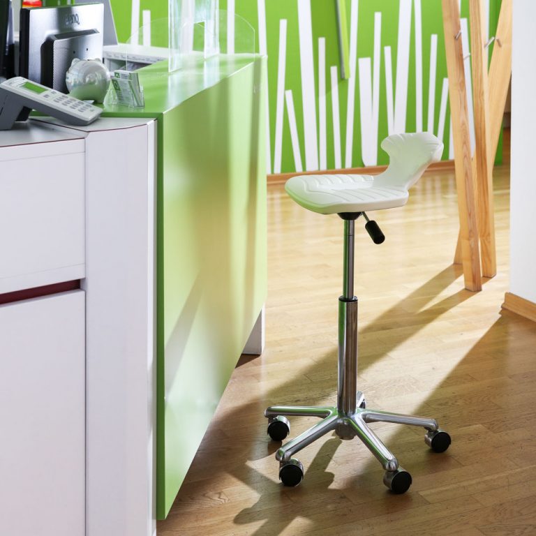 Praxishocker, Laborhocker, Medizin Rollhocker, Rollbursche